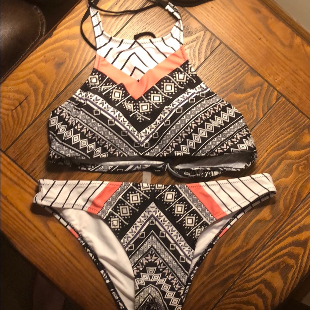 Cupshe Bikini